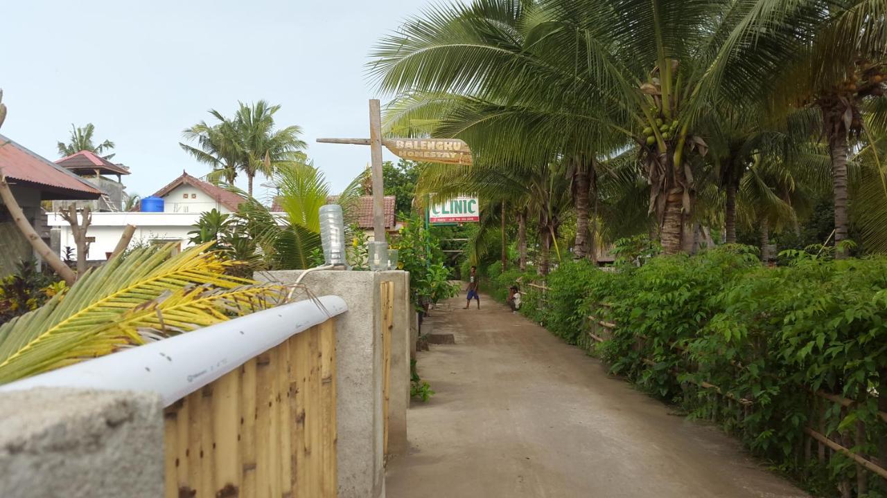 Balengku Homestay Гили-Эйр Номер фото
